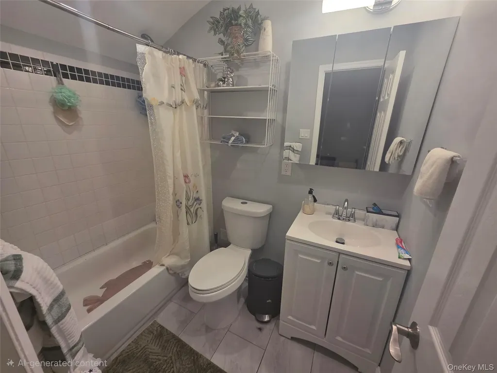 9 Torrey Pine Lane Medford NY 11763
