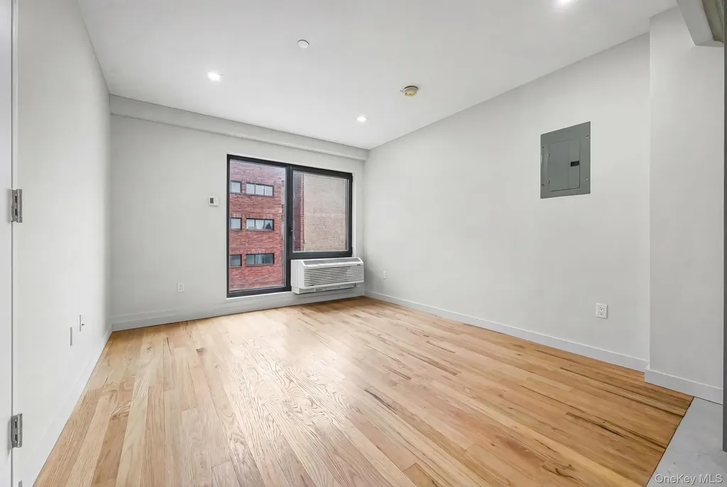 444 Graham Avenue Brooklyn NY 11211
