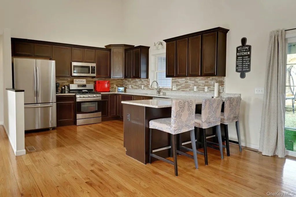 111 Logans Way Maybrook NY 12543