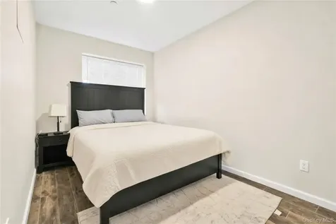 65-27 Roosevelt Avenue Woodside NY 11377
