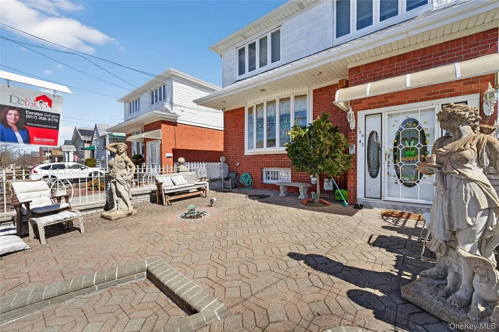 16443 96th Street Howard Beach NY 11414