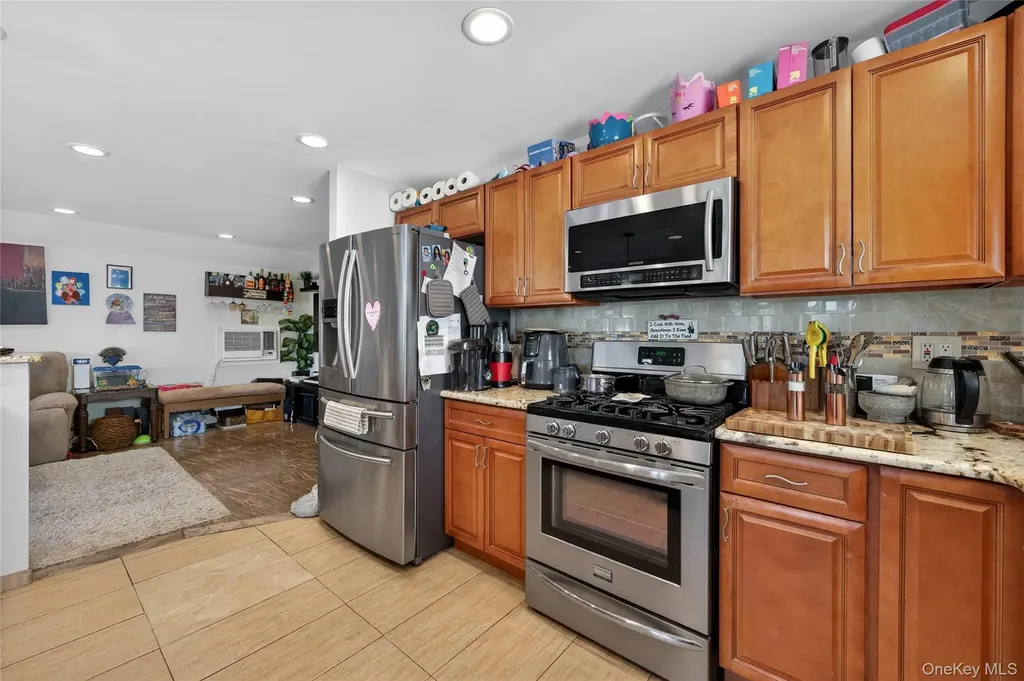 16443 96th Street Howard Beach NY 11414