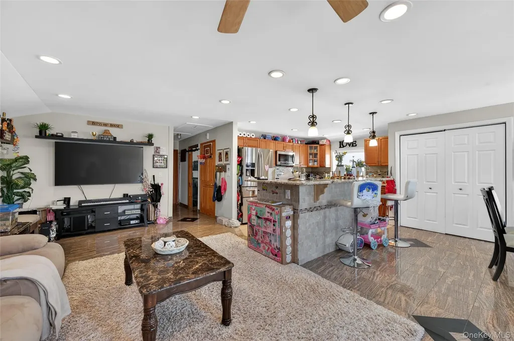 16443 96th Street Howard Beach NY 11414