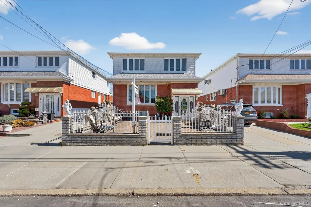 16443 96th Street Howard Beach NY 11414