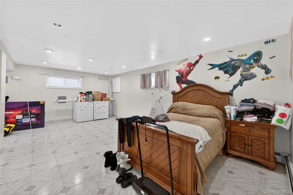 16443 96th Street Howard Beach NY 11414