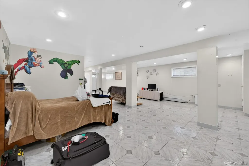 16443 96th Street Howard Beach NY 11414