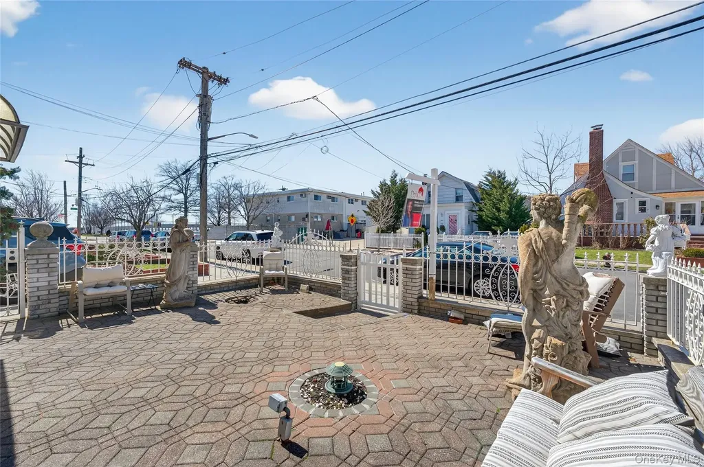 16443 96th Street Howard Beach NY 11414