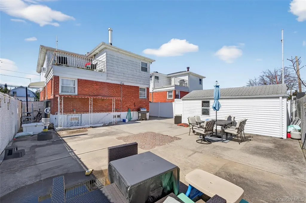 16443 96th Street Howard Beach NY 11414