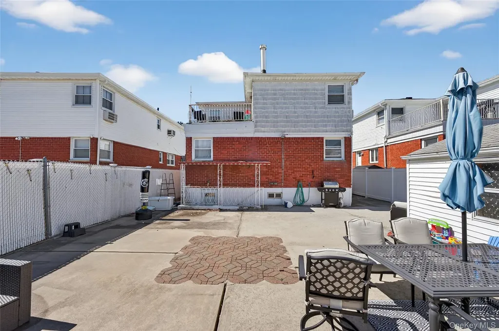 16443 96th Street Howard Beach NY 11414