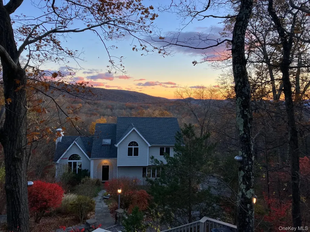 50 Downey Lane Cold Spring NY 10516