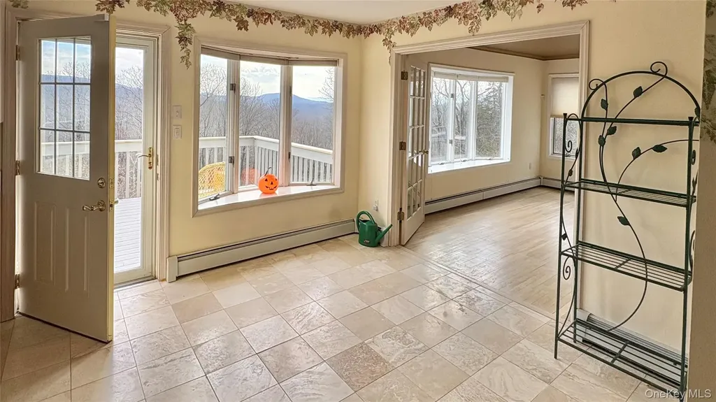 50 Downey Lane Cold Spring NY 10516