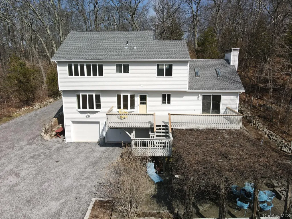 50 Downey Lane Cold Spring NY 10516