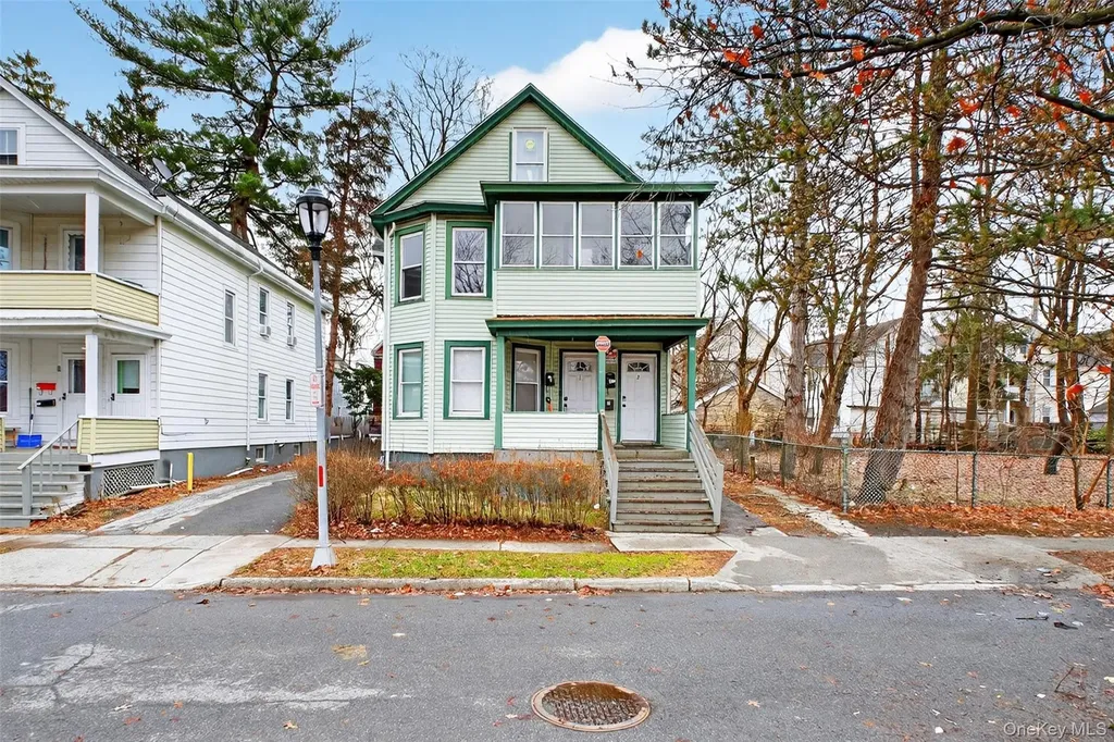 11 Manitou Avenue Poughkeepsie NY 12603