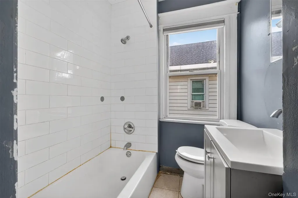 11 Manitou Avenue Poughkeepsie NY 12603