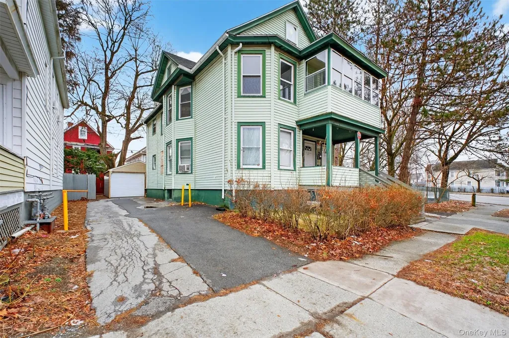 11 Manitou Avenue Poughkeepsie NY 12603