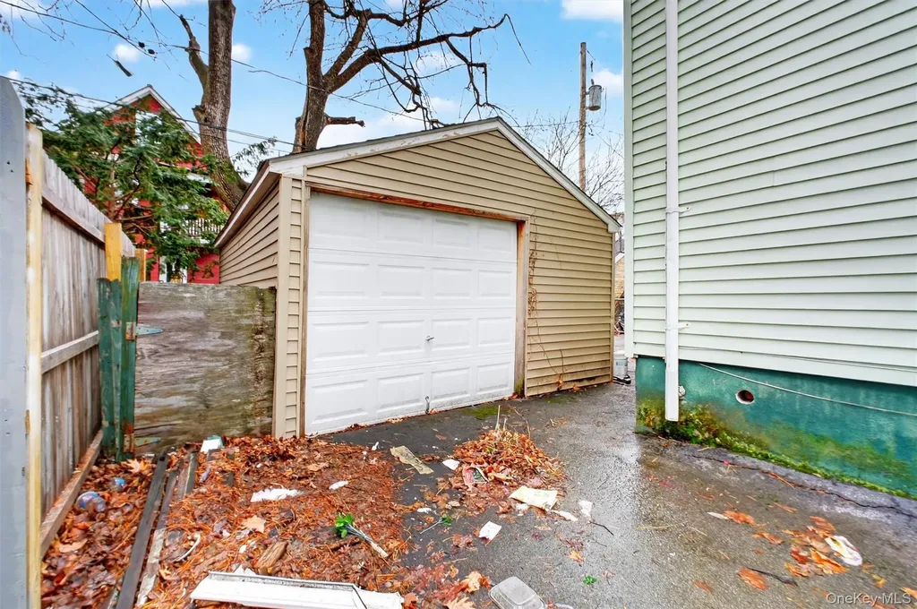 11 Manitou Avenue Poughkeepsie NY 12603