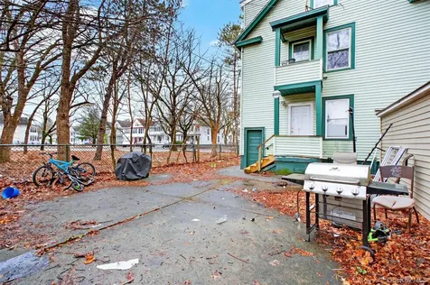 11 Manitou Avenue Poughkeepsie NY 12603