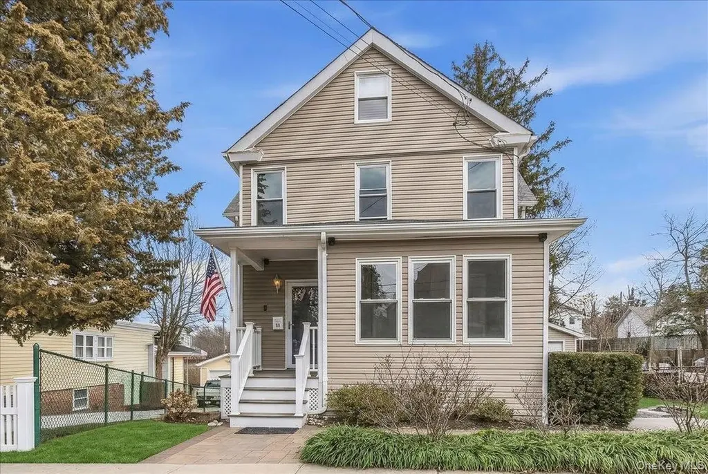 75 Anstice Street Oyster Bay NY 11771