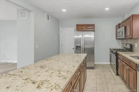 75 Anstice Street Oyster Bay NY 11771