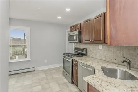 75 Anstice Street Oyster Bay NY 11771