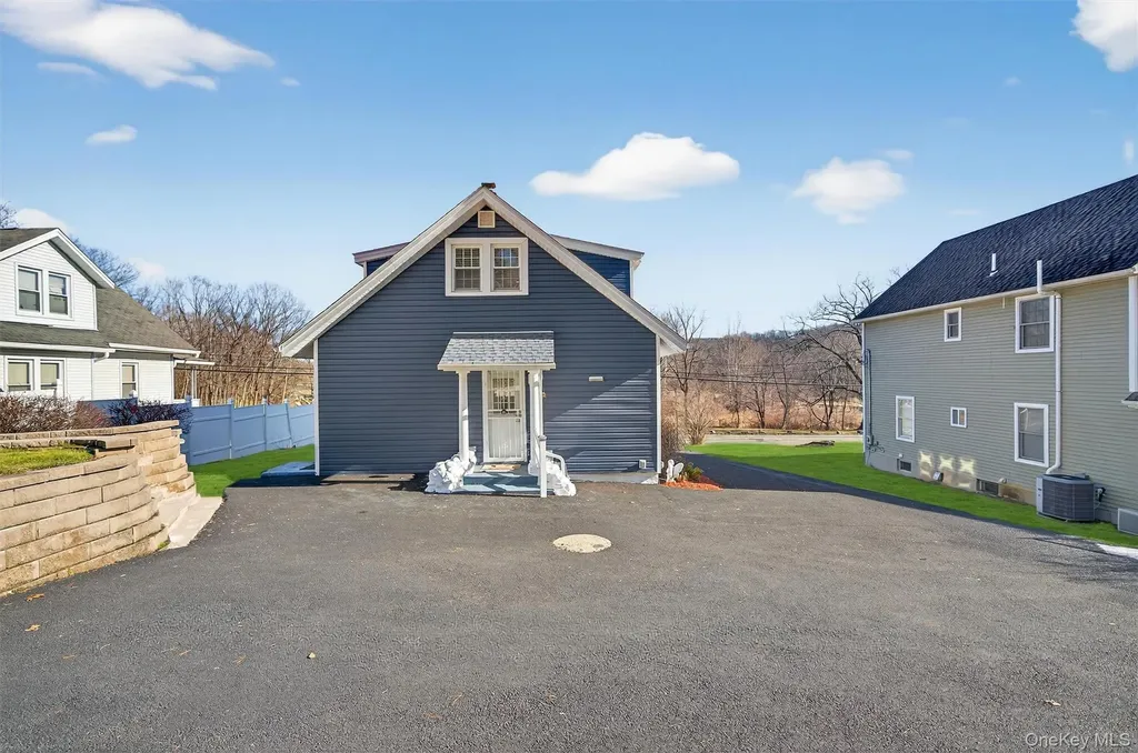109 S Plank Road Newburgh NY 12550