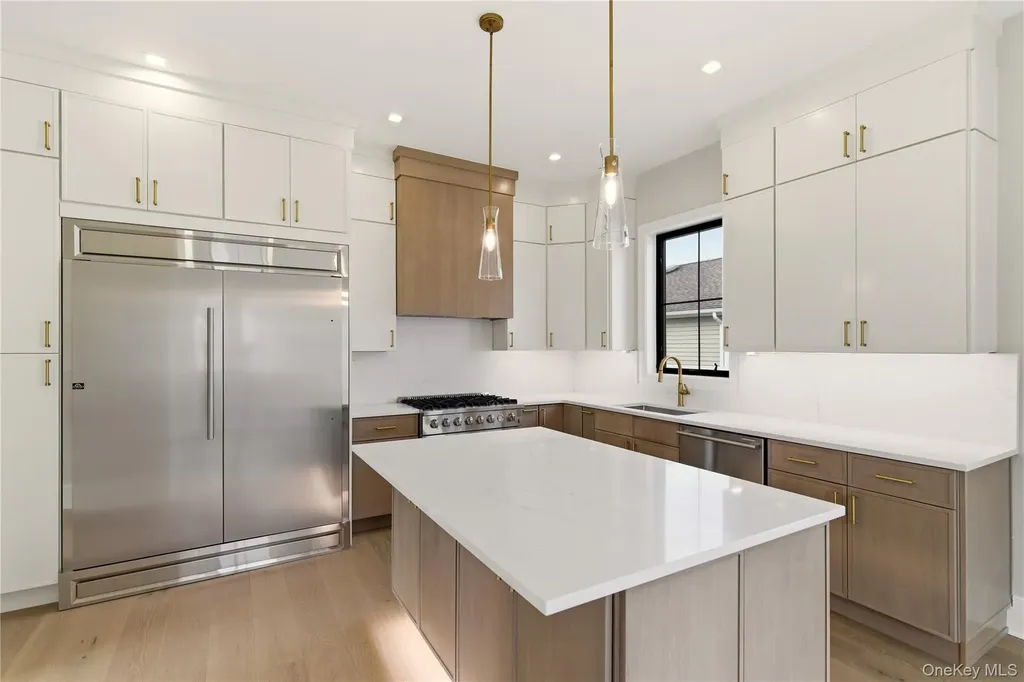 130 Albany Avenue Westbury NY 11590