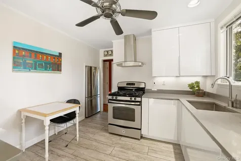 6 Darling Avenue New Rochelle NY 10804