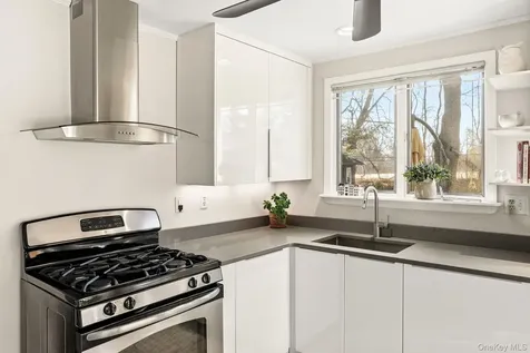 6 Darling Avenue New Rochelle NY 10804