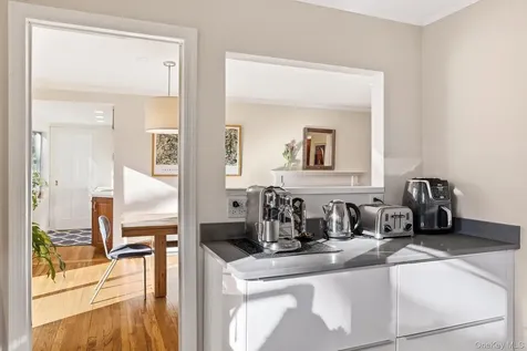 6 Darling Avenue New Rochelle NY 10804