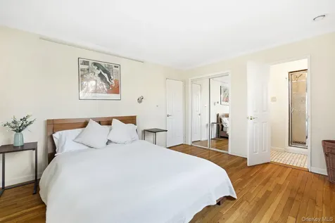 6 Darling Avenue New Rochelle NY 10804
