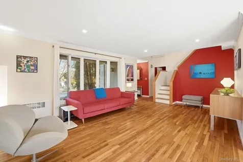 6 Darling Avenue New Rochelle NY 10804