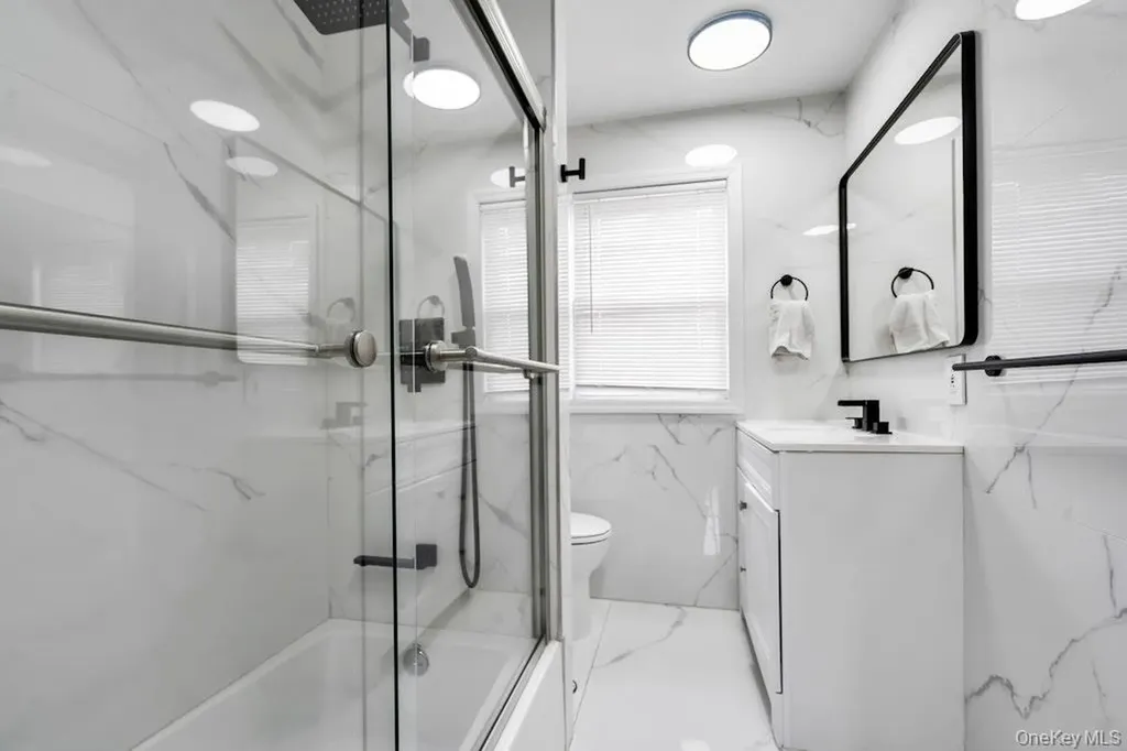 41 Jerome Avenue Mineola NY 11501