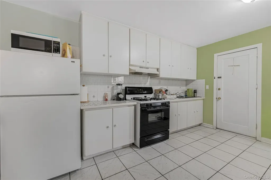 20 Locust Hill Avenue Yonkers NY 10701