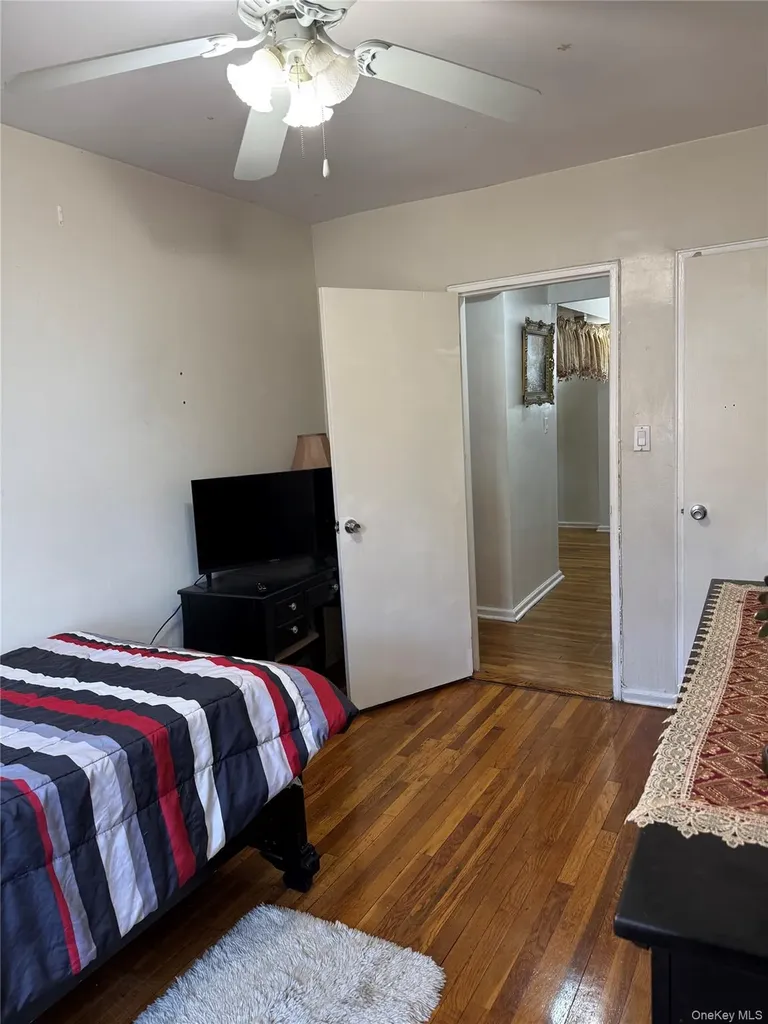 745 E 231st Street Bronx NY 10466