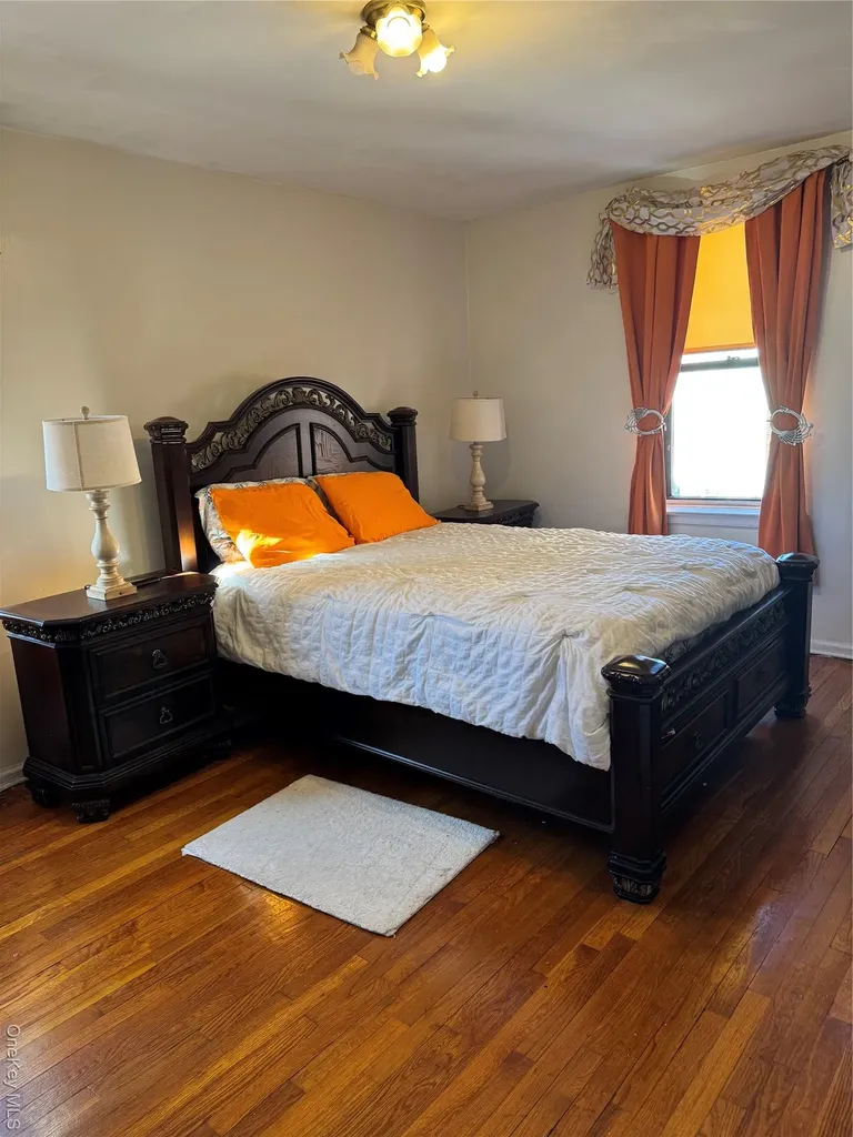 745 E 231st Street Bronx NY 10466