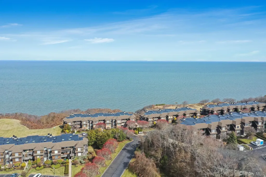 3104 Fox Hill Drive Baiting Hollow NY 11933