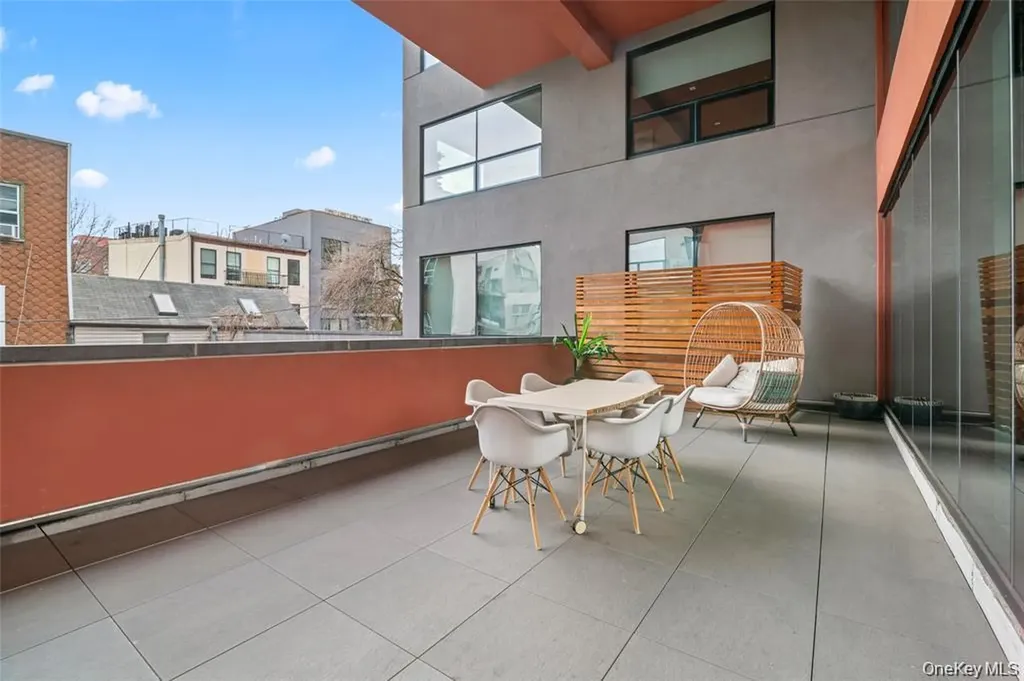 850 Metropolitan Avenue Brooklyn NY 11211