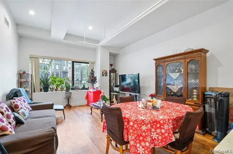 850 Metropolitan Avenue Brooklyn NY 11211