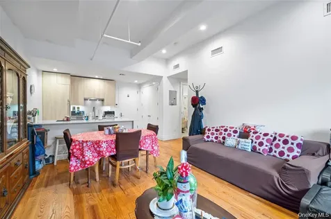 850 Metropolitan Avenue Brooklyn NY 11211