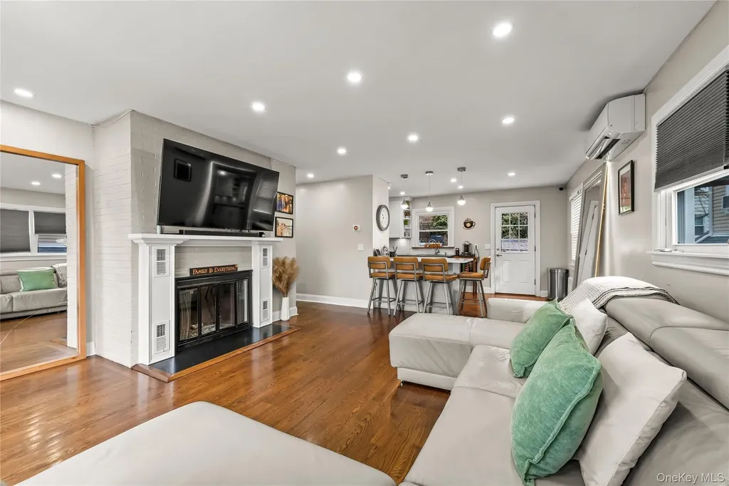 5 Cross Hill Avenue Yonkers NY 10703