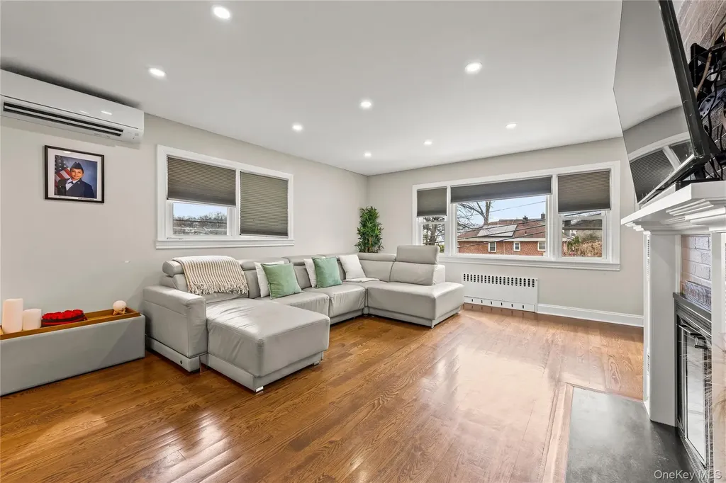 5 Cross Hill Avenue Yonkers NY 10703