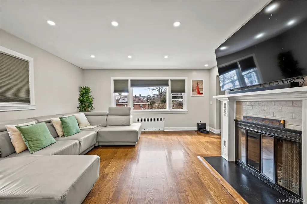 5 Cross Hill Avenue Yonkers NY 10703