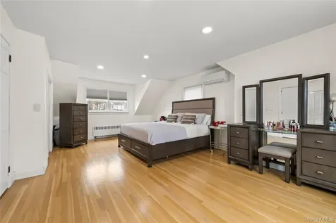 5 Cross Hill Avenue Yonkers NY 10703