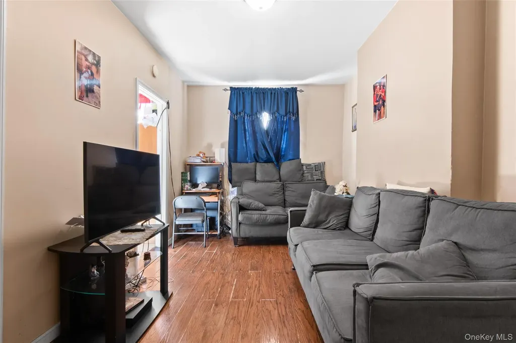 244 45th Street Brooklyn NY 11220