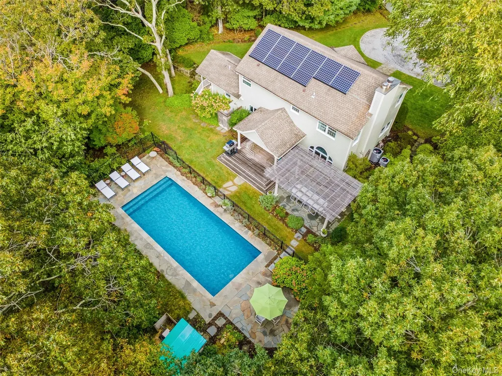 51 Davis Drive Montauk NY 11954