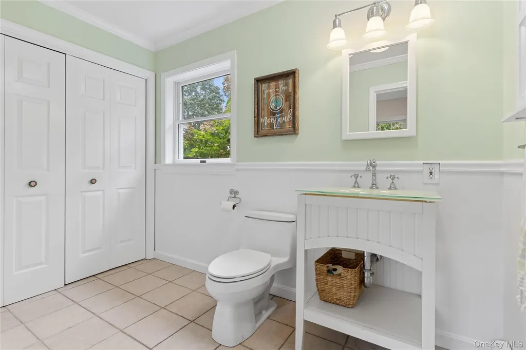 51 Davis Drive Montauk NY 11954