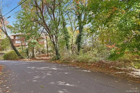 2 Shelburne Road Yonkers NY 10710