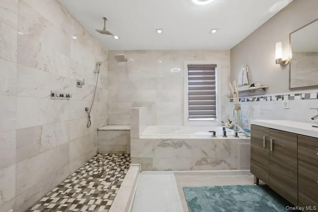 4641 Carpenter Avenue Bronx NY 10470