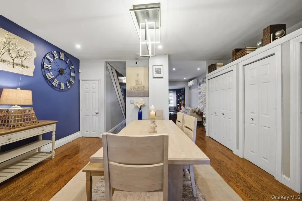 4641 Carpenter Avenue Bronx NY 10470