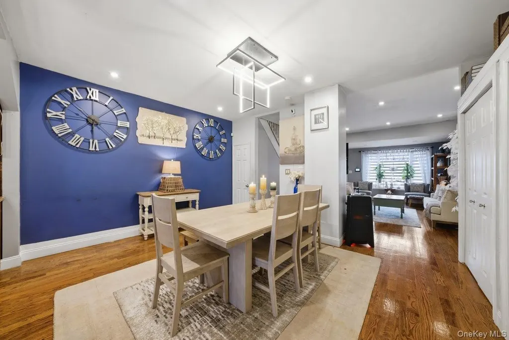 4641 Carpenter Avenue Bronx NY 10470